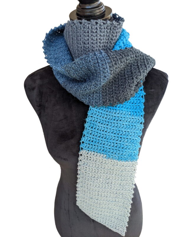 Made in Nevada Suspended Seahorse – Crocheted Scarf for Women