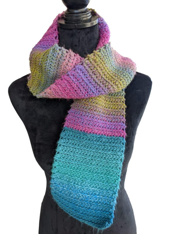 Made in Nevada Trop-pick-all Tints – Crocheted Scarf for Youth