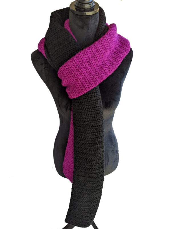 Made in Nevada Yin & Yang – Crocheted Scarf for Women