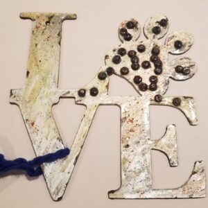 Product image of  Metal ‘LOVE’ with paw print