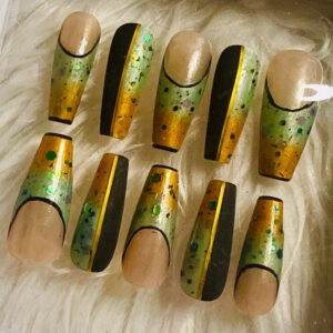 Product image of  Emerald Sunset Long Press On Nails Size medium