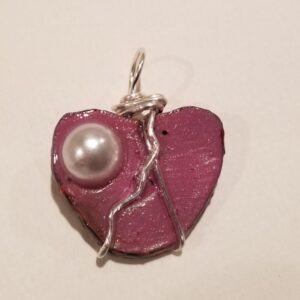 Made in Nevada Heart pendant – small, metal, pink