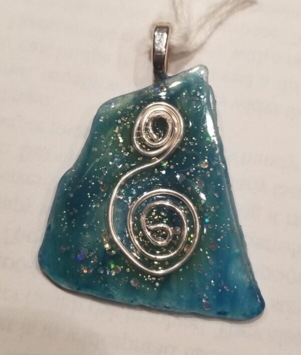 Product image of  Beach Glass with Wire Treble Clef, Teal