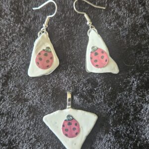 Product image of  Set of beach glass pendant & earrings, ladybugs