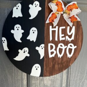 Farmhouse “HEY BOO” Ghost welcome Wooden Circle Door Sign with adorable pumpkin bow!