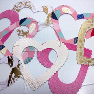 Hearts Garland, pink, gold