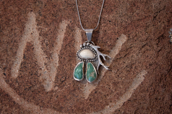 Elk Ivory variscite pendant