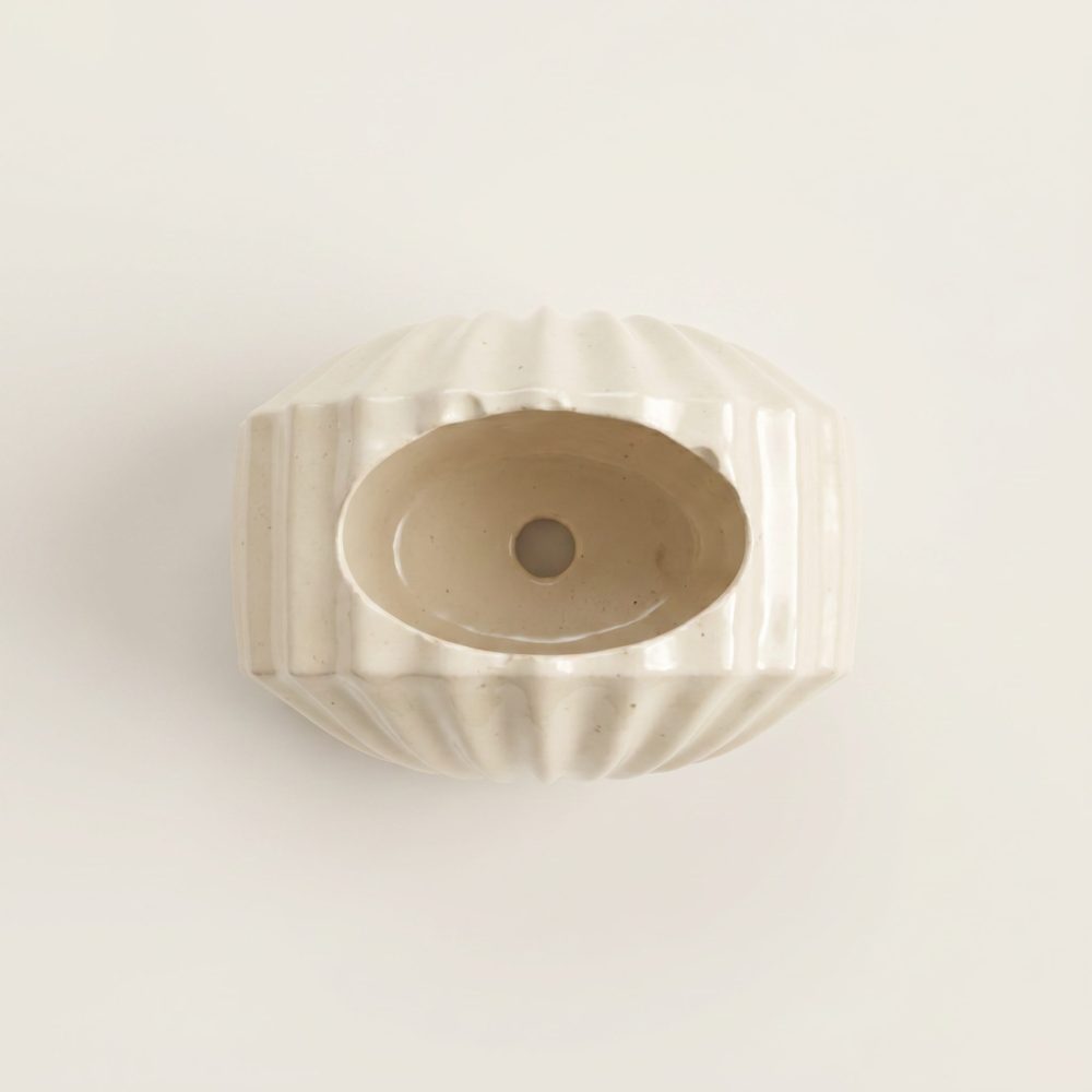 Mini Clam Shell Planter, Gypsum White 3″