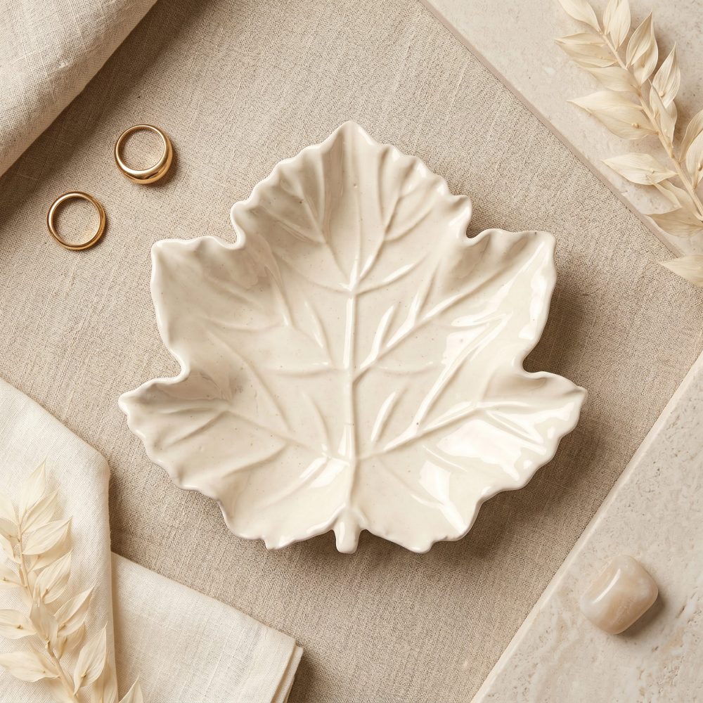 Maple Leaf Tray, Gypsum White 6″