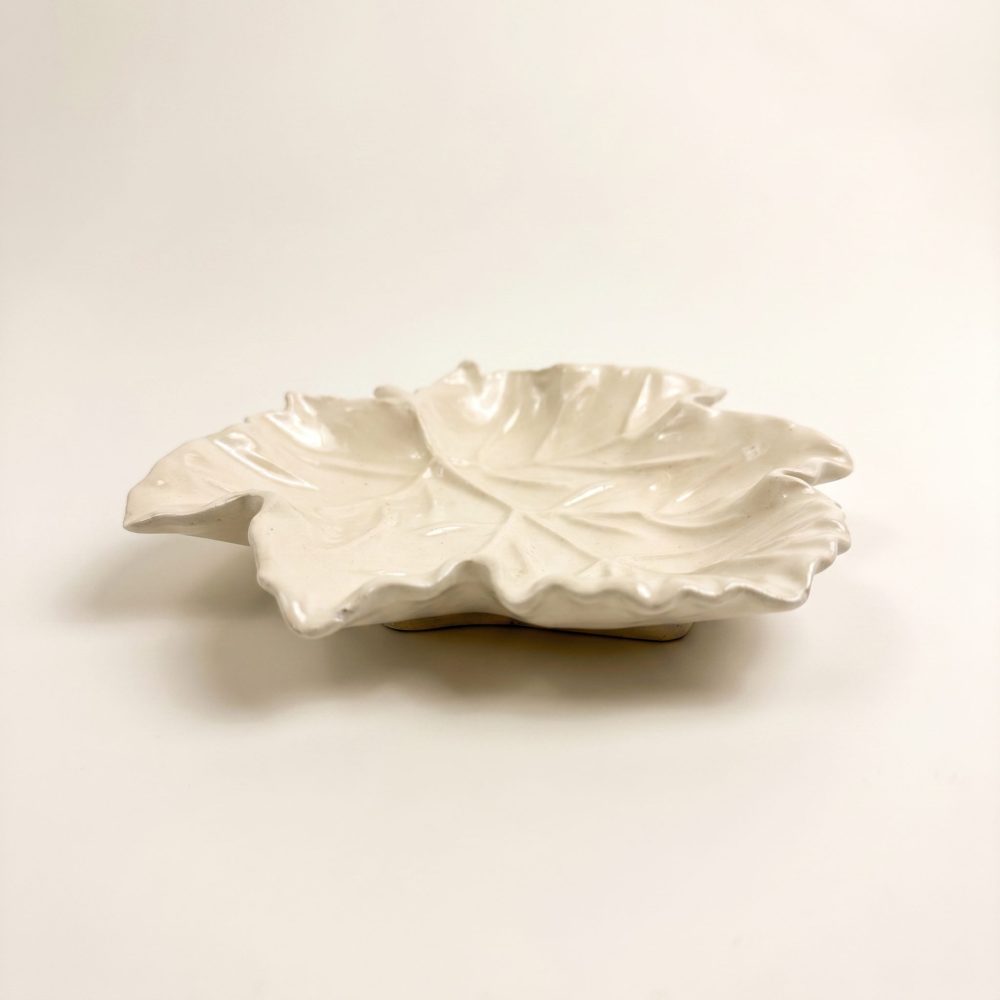 Maple Leaf Tray, Gypsum White 6″