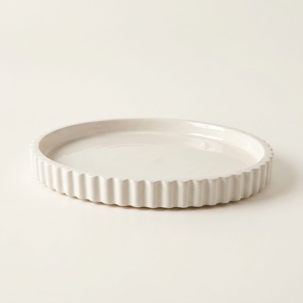Scalloped Oval Tray, Gypsum White 8″